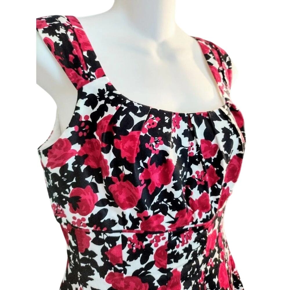 White House Black Market Empire Waist Cocktail Dress Red Black Floral Berries 4 - Picture 5 of 12